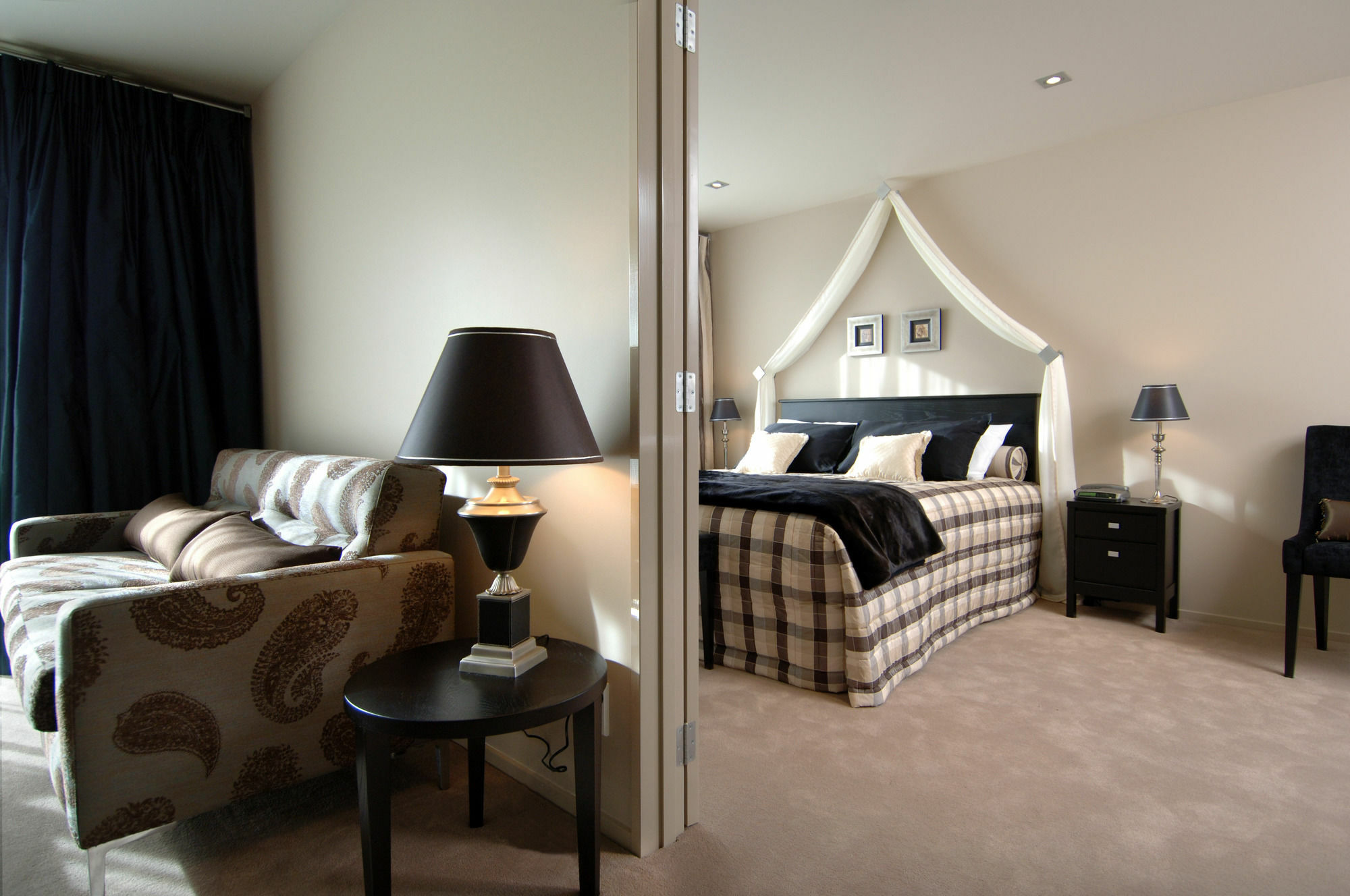 Palazzo Motor Lodge Nelson Exterior foto A bedroom suite